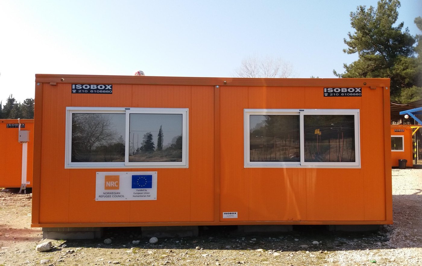 In Veria, on a former army base in the hills of northern Greece, the NRC and partners, with EU funding, is providing more than 200 residents with education, protection services, water, sanitation and hygiene services. The camp, managed by the Greek army with support from NRC, has a committee of refugee representatives liaising between the groups on the site and the rest of the community including children. Photo: Maria Petrakis/NRC