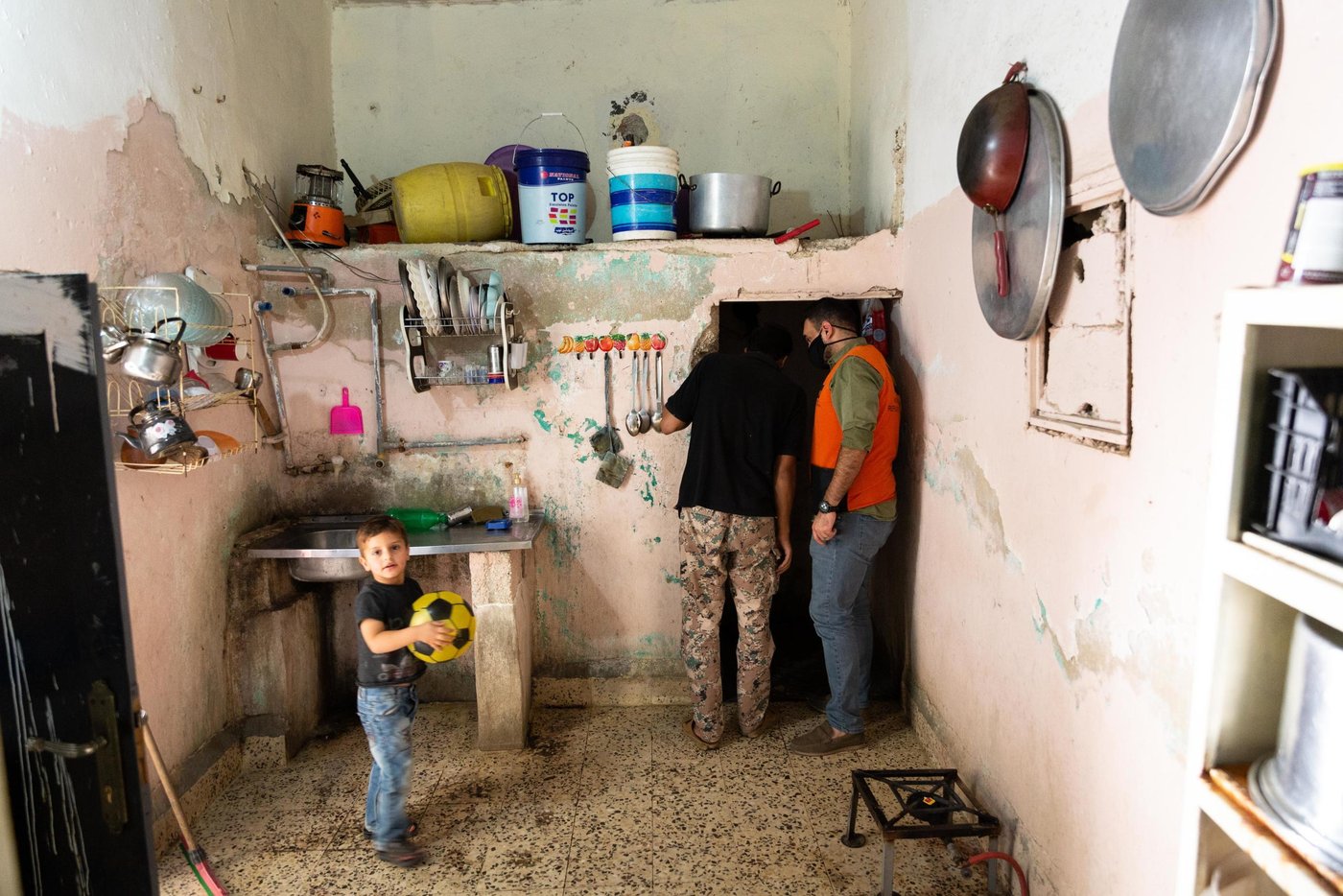 NRC shelter team inspecting the house of Muhammad.
“I thought that I would come to Jordan for a month, two months...a year or two, but I have stayed here to this day. Now there is no hope of returning to Syria. Our city Homs was badly destroyed, our house was levelled because of the bombing”
Muhammad is a Syrian refugee from Homs. He fled Syria in 2012 to Jordan and now lives in Mafraq city in northeastern Jordan. Muhammad never thought that he would be a refugee in Jordan drying bread for a living, which is the only option he now has to provide a simple income for his family.
Capture date: 26/09/2021
Photo: Sherbel Dissi/ NRC