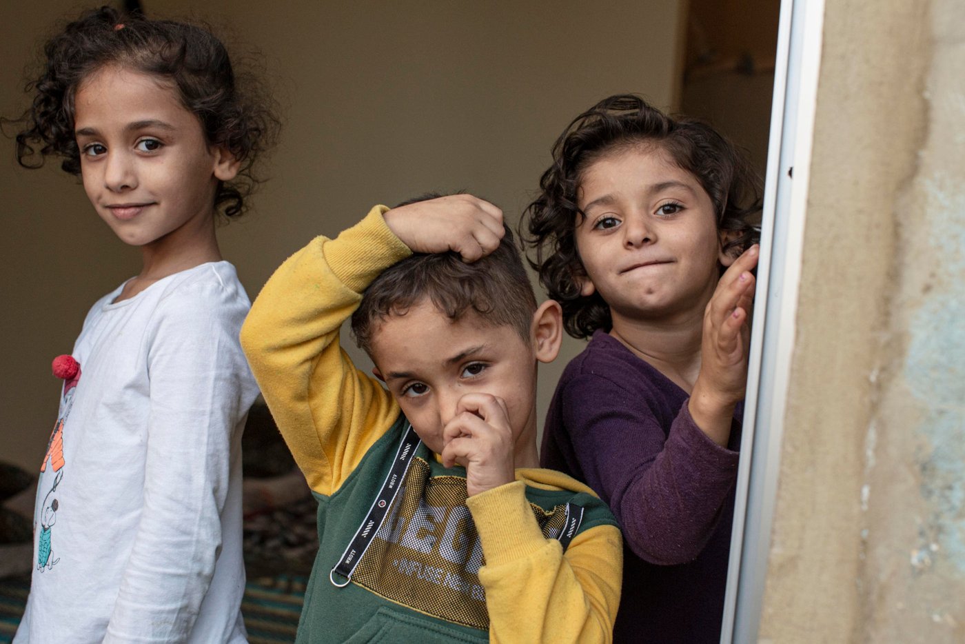 Their family received help from the Norwegian Refugee Council to complete repairs to their home after it was damaged by the explosion at Beirut port on August 4th.
————————————————————————
Photo: Sam Tarling/NRC