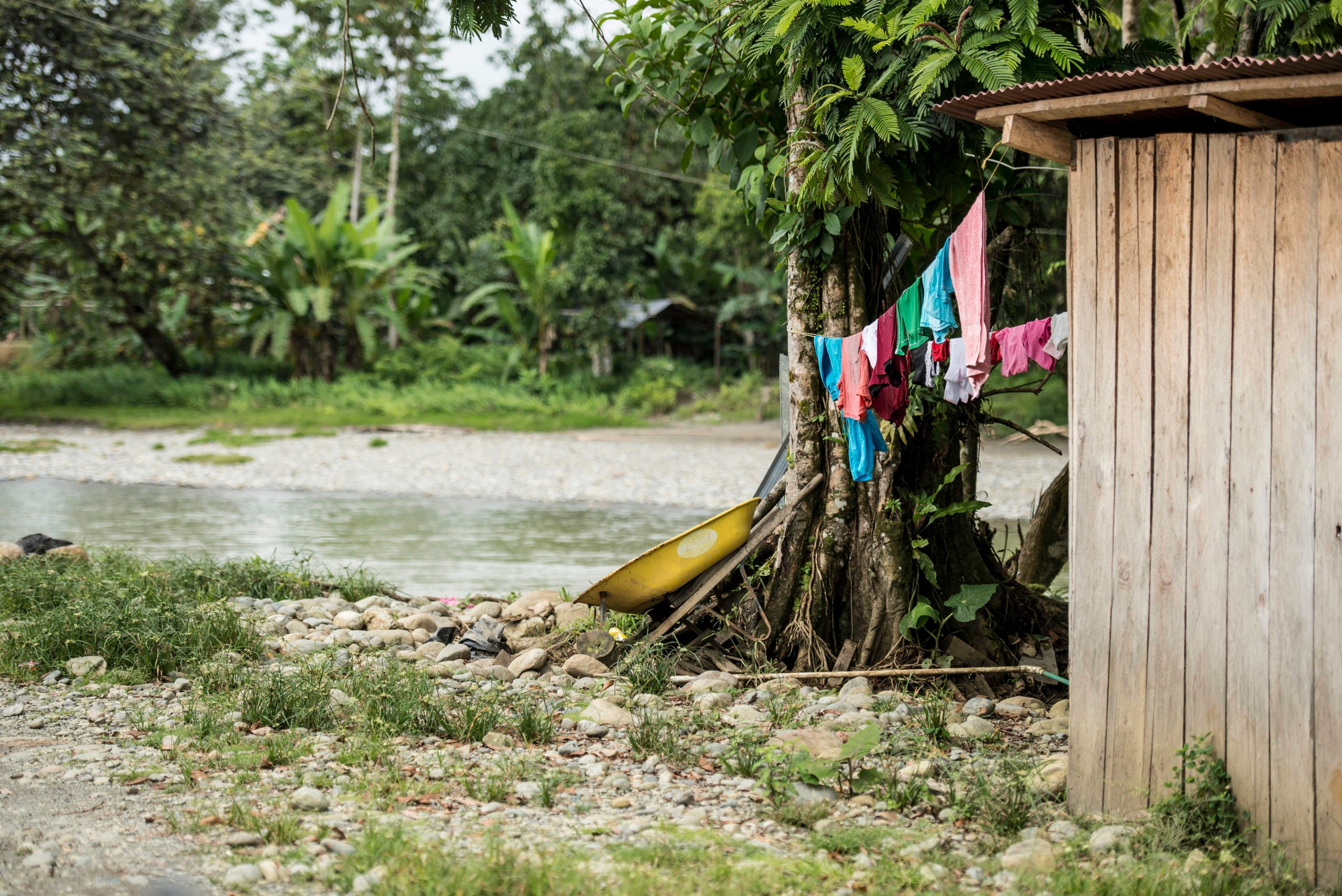 From a demobilisation camp for former FARC-soldiers in Colombia's western region of Chocó.
FARC have gone from being a guerrilla group to a political party. They have laid down their weapons and gone back to school.
Photo: Ana Karina Delgado Diaz/NRC