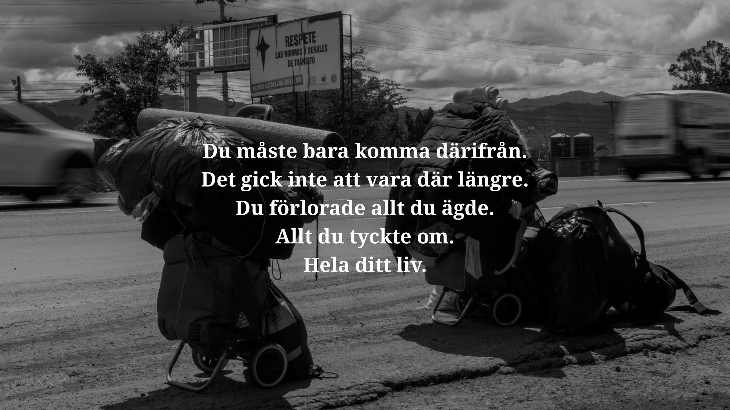 Ett par venezuelaner har just passerat Colombias huvudstad Bogota och tar en rast vid motorvägen.